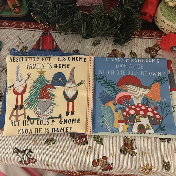 NWT MUDPIE Gnome For The Holidays Children’s Christmas Cloth Book Toy - Picture 6 of 8